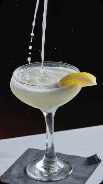 🍋✨ When Life Gives You Limoncello… Sip It in Martini Form! ✨🍸

Our Limoncello Martini is the perfect blend of bright citrus flavors and smooth sophistication. Crafted with care, it’s a refreshing twist that’s bursting with Italian flair. 🌟

Join us at Carbonara Trattoria and raise a glass to the perfect sip. Cheers! 🥂

#LimoncelloMartini #CarbonaraTrattoria #ItalianCocktails #DunwoodyEats #CocktailLovers #CheersToGoodTimes #sipandsavor