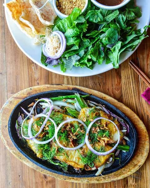 (P) (~) Thăng Long-Style Noodles - CHẢ CÁ THĂNG LONG (with Fish Sauce)