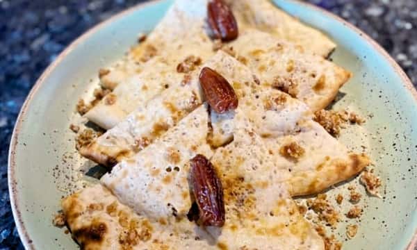 DATE & COCONUT NAAN