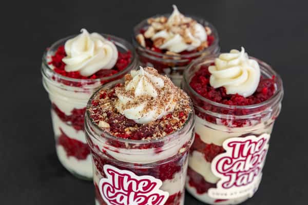 Cake Jars With And Without Pecans