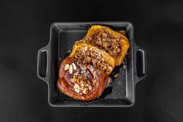 cinnamon roll french toast