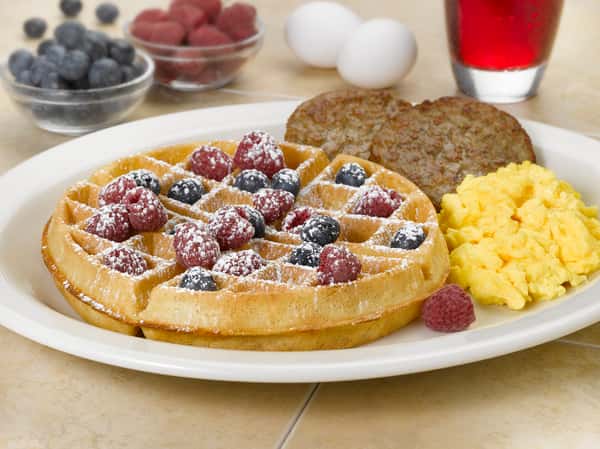 Waffle with berries