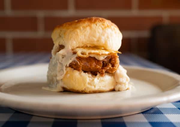 Berry Biscuit (Brunch)