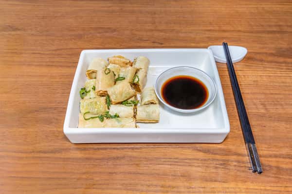 Yellow croaker fish rolls 腐皮黄鱼卷