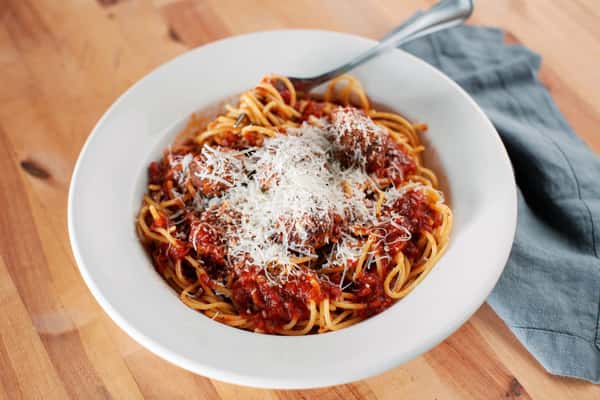Spaghetti Alla Napoletana Con Polpette