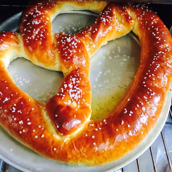 2 pound Jumbo Pretzel with salt