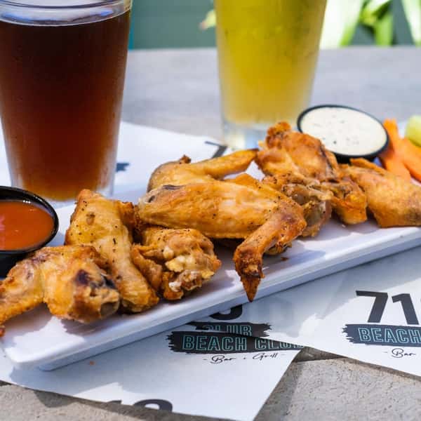 Beachside Wings