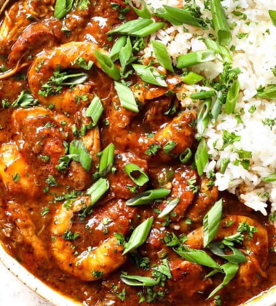 CREOLE SEAFOOD GUMBO (CHICKEN, SHRIMP, CRAB & SAUSAGE) w/Cornbread Muffin