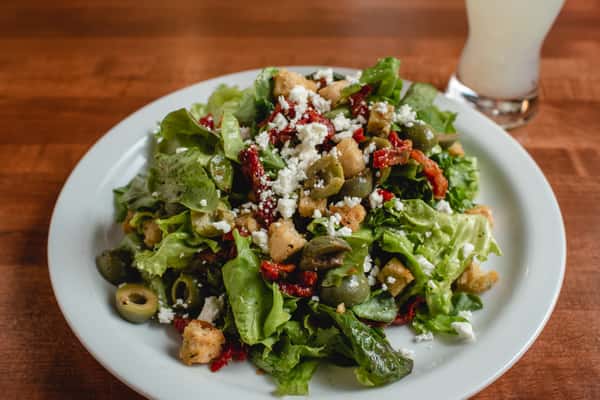 Entree Mediterranean Salad