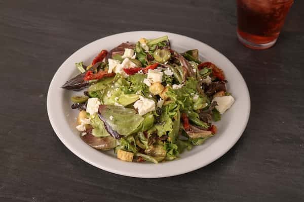 Half Mediterranean Garden Salad