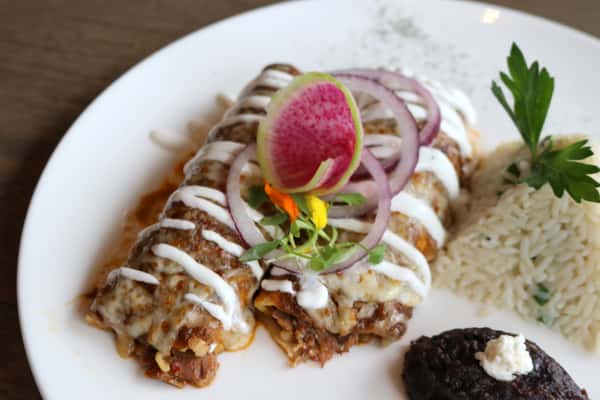 Enchiladas de Pecho de Res