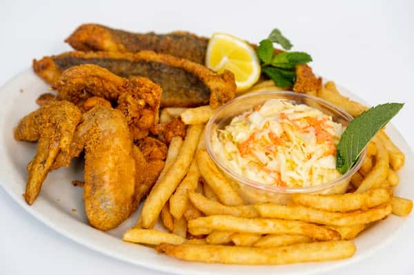 #78. 3 Chicken Wings, 3 Pieces Fish, Rice or French Fries & Can Soda