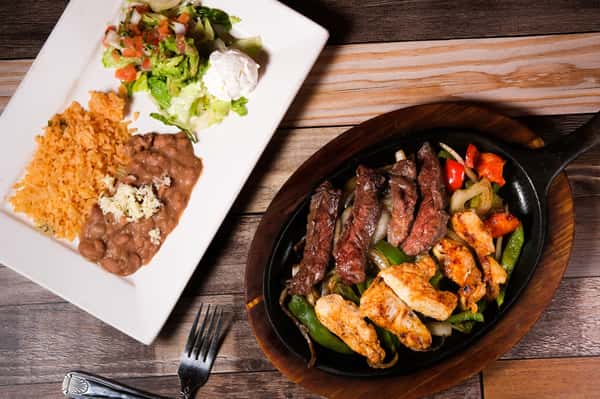 Rojo Fajitas