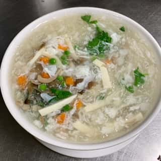 海 鮮 豆 腐 羹 Seafood & Tofu Soup