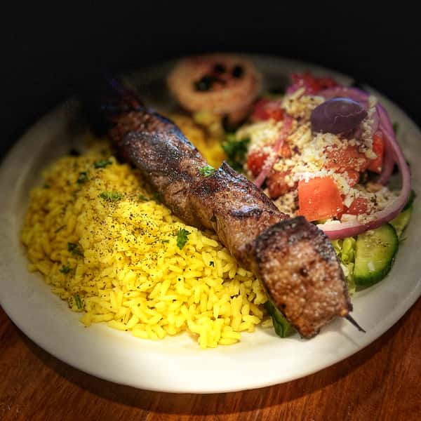 Beef Souvlaki Dinner Plate