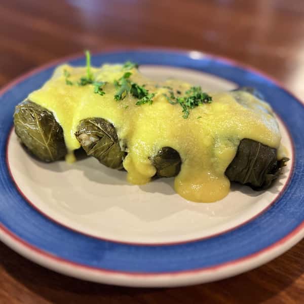 Dolmades Appetizer (4pc)