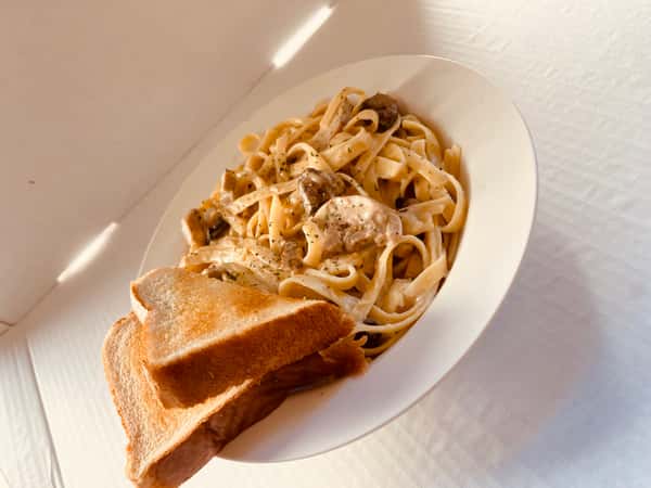 Chicken and Mushroom Fettuccini