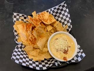 Chips & Chili Queso