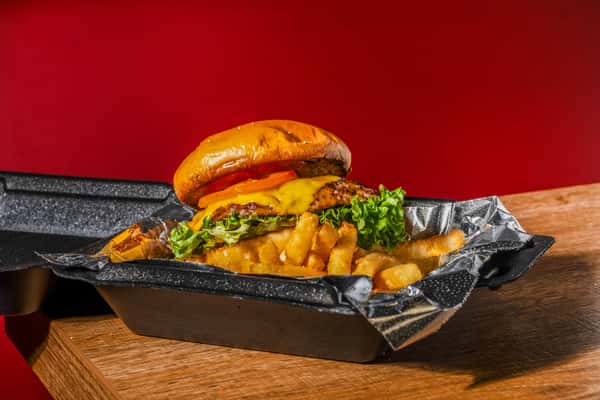 Classic Cheeseburger