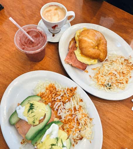 burger and toast with drinks