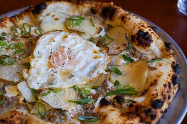 Breakfast Pizza