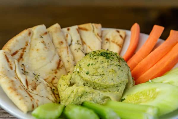Pesto Hummus