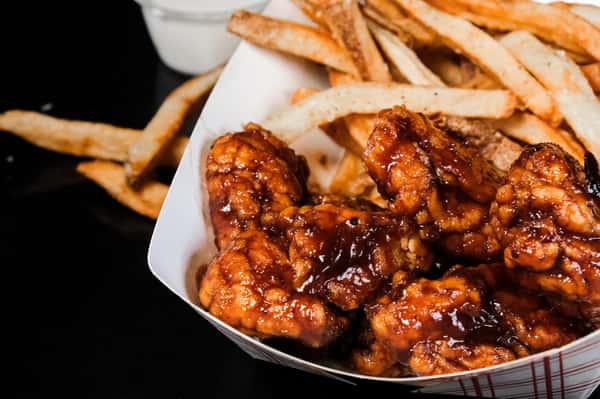 8 Ct Boneless Wings Combo