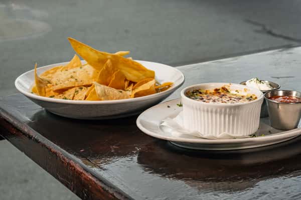SPINACH & ARTICHOKE DIP