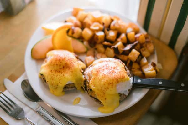 Crabby Bills Benedict