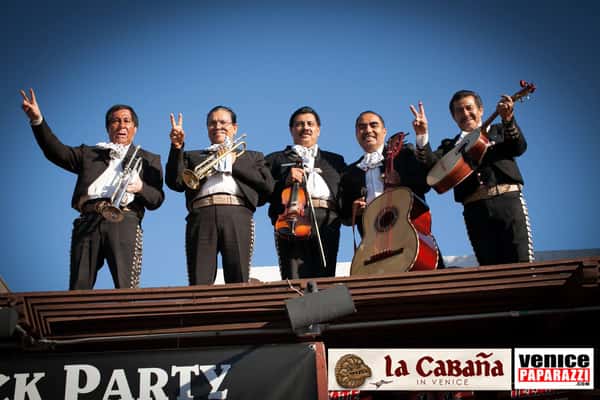 Mariachis on roof
