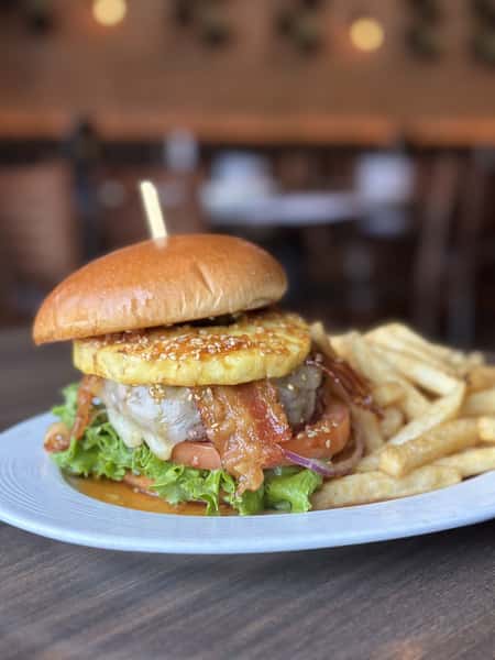 JOEL'S ALOHA BURGER