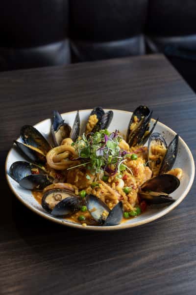 SEAFOOD PAELLA