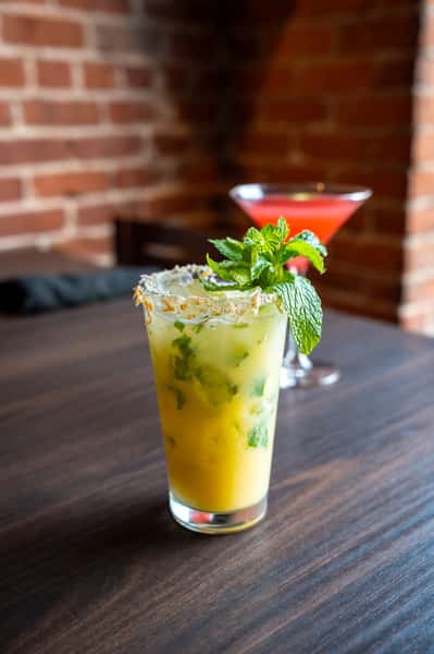 COCONUT PASSION MOJITO