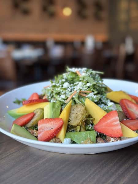 STRAWBERRY MANGO SALAD