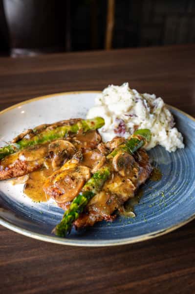 CHICKEN MADEIRA