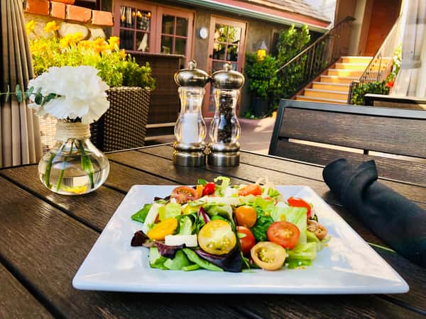 Bungalow Salad