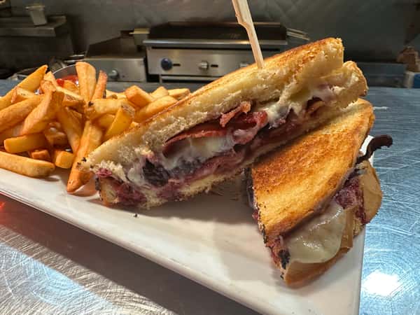 Blackberry Bacon Grilled Cheese