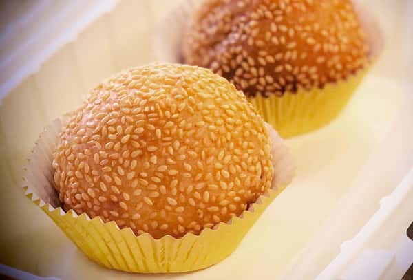 Gin Dui - Sesame Seed Dumpling (2 pcs)