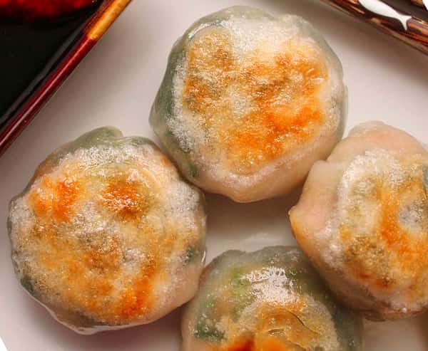 Chive Dumplings with Chili Oil (3 pcs per order)