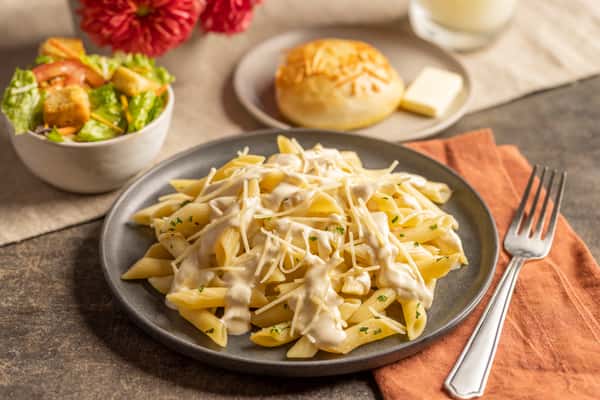 #7 Pasta Alfredo with Salad & Bread