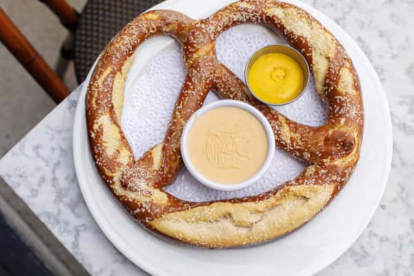 Jumbo Bavarian Pretzel