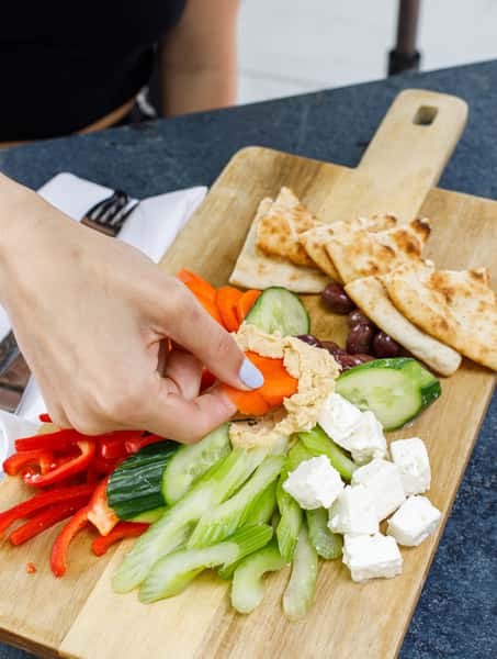 Hummus & Pita Platter