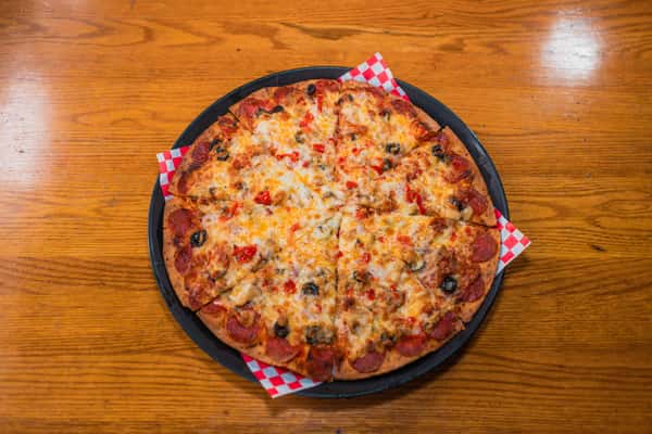 diver's deluxe pizza