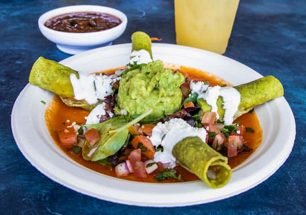 Taquitos de Res o Pollo (2, cut in half)