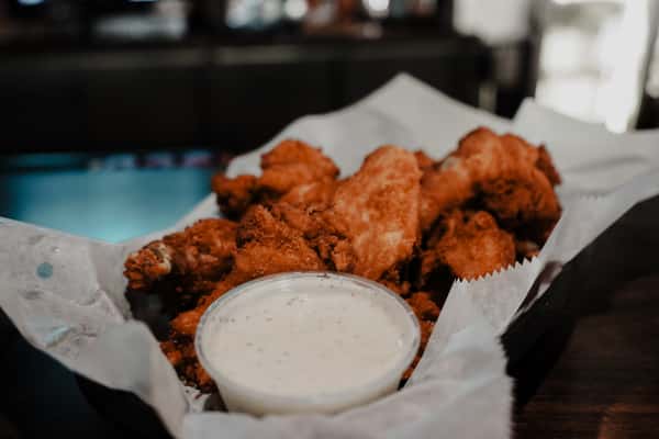 Broasted Hot Wings