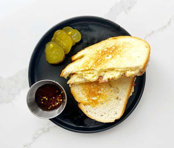 Chef's White Cheddar Pimento Grilled Cheese