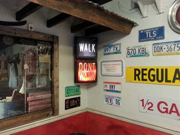Street signs and license plate decorations