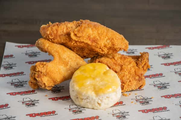 Texas Tom's three-piece crispy fried chicken with mashed potatoes and gravy