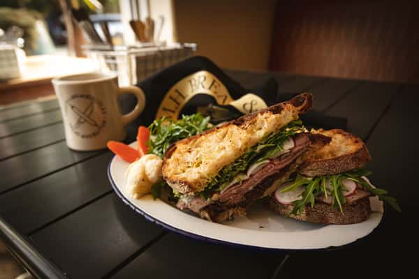 Roast beef sandwich
