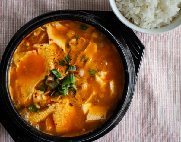 15 Soybean Curd Stew /순두부찌개/